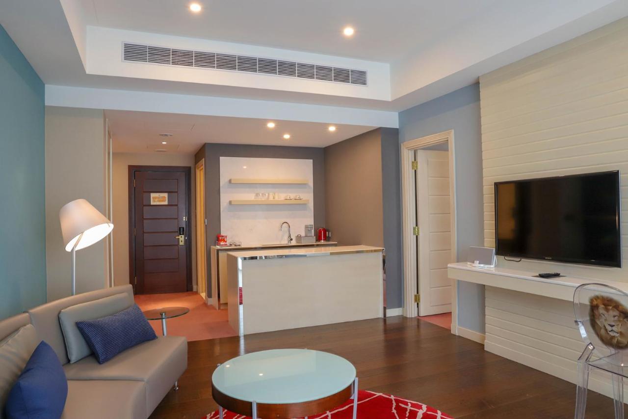 Luxury Suite