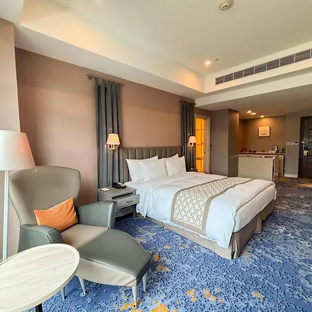 Grand Victoria Hotel-3